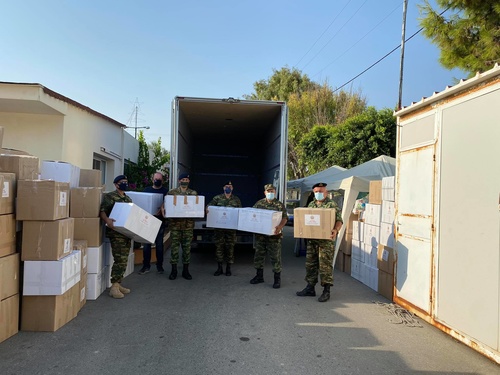 Αποστολή ειδών πρώτης ανάγκης στους πυρόπληκτους